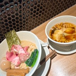 味玉わんたん昆布出汁つけ麺