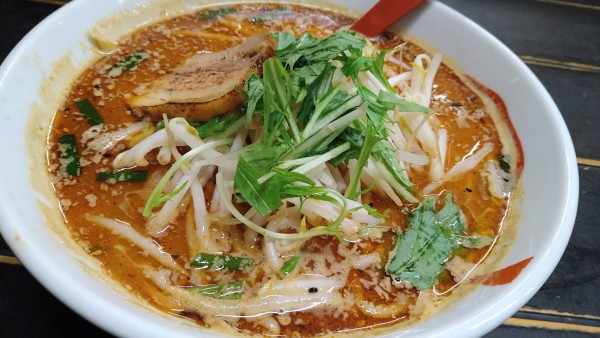 「赤味噌ラーメン、餃子セット」@麺や卯の写真