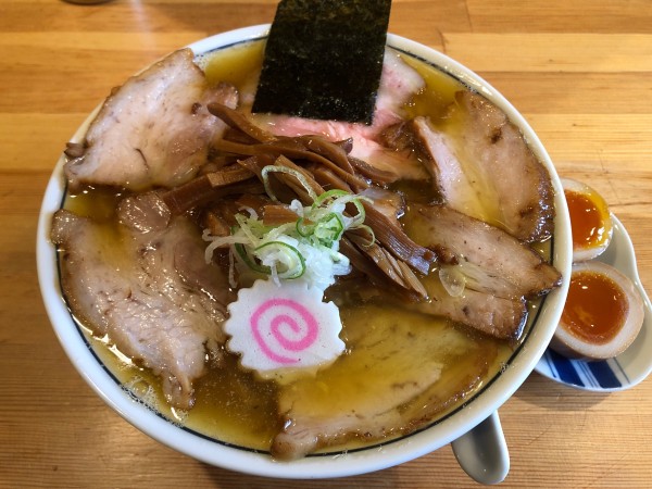 「チャーシュー麺味玉」@there is ramenの写真