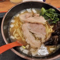 ラーメン 880円