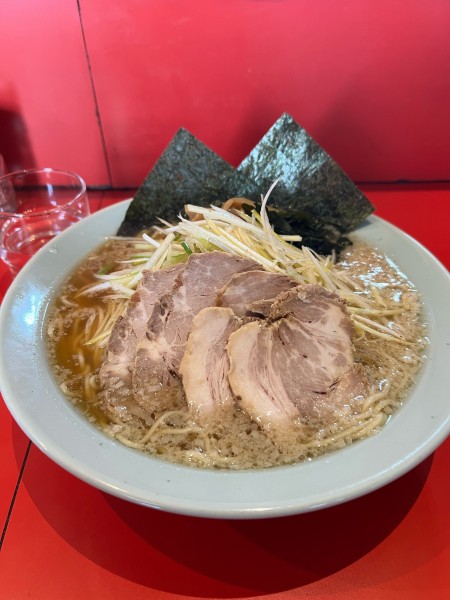 「ネギチャーシューメン中盛り」@ラーメンショップ まる壱の写真