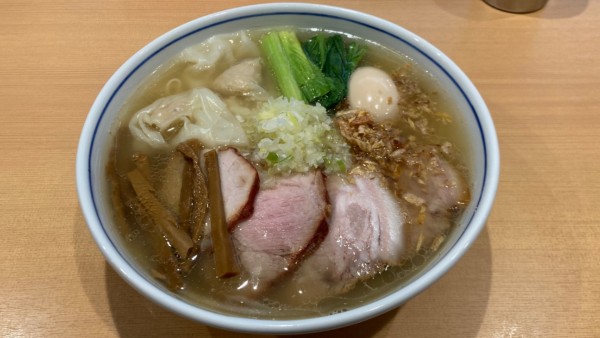「特製らぁ麺（塩）」@らぁ麺 すぎ本の写真