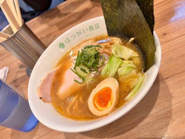 「【限定】家系風な豚骨醤油」@はつがい商店の写真