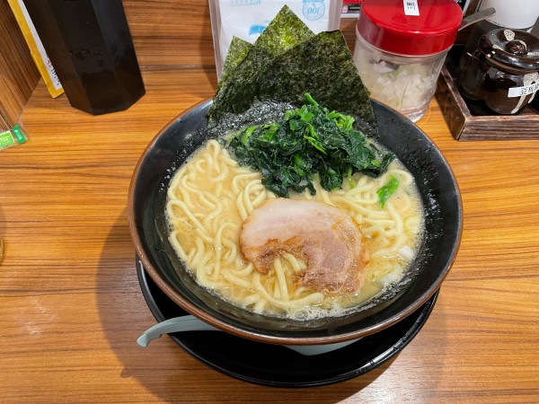 「ラーメン大」@横浜家系ラーメン 壱角家 西川口店の写真