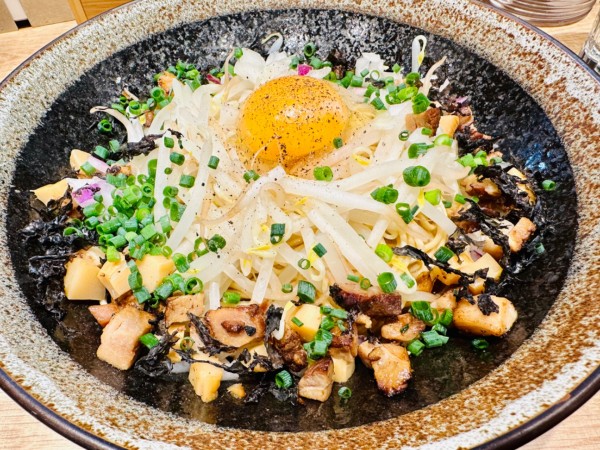 「【限定】濃厚煮干しまぜそば(細麺)【1100円】」@焼あご煮干しらぁめん 碧猫の写真