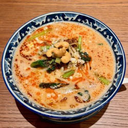 サワダ流ゴマ担々麺（1760円）