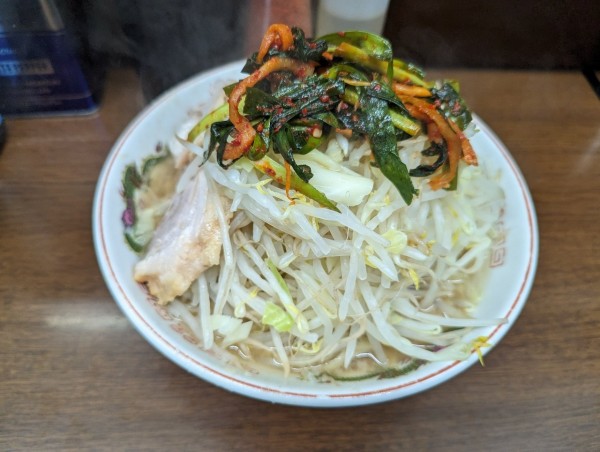 「小ラーメン　ニラキムチ」@ラーメン二郎 横浜関内店の写真