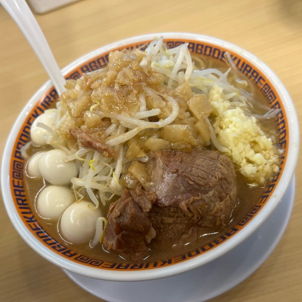 「ラーメン＋うずら」@麺屋 顎で喰らえの写真