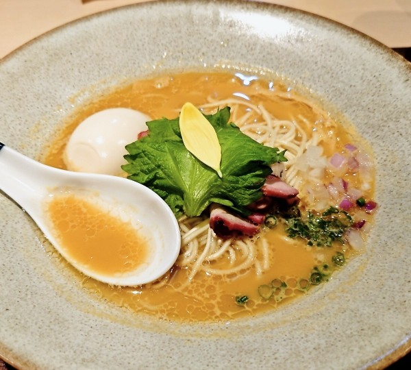 「雲丹の蕎麦」@与しおかの写真