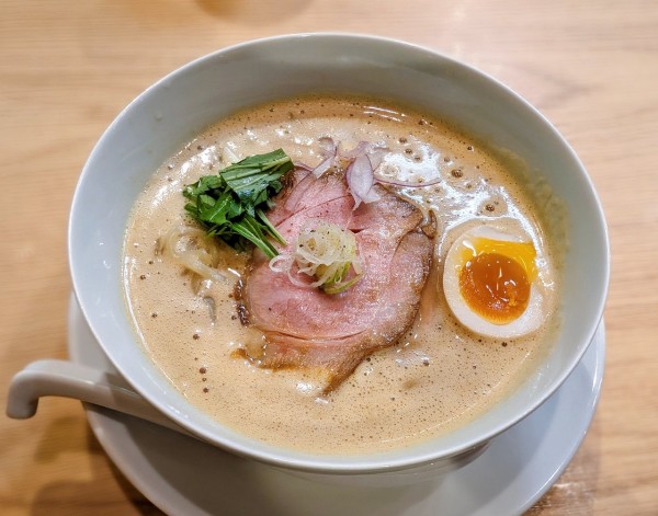 「泡味噌鶏白湯」@ラーメン喜左衛門の写真