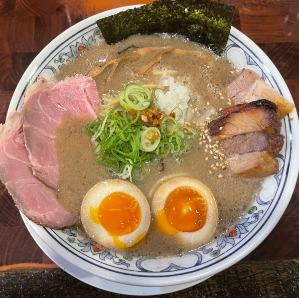 「特製ラーメン」@麺や 庄のの写真