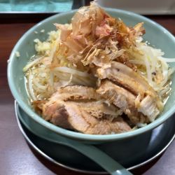 ガッツ醤油　野菜少なめ　1070円