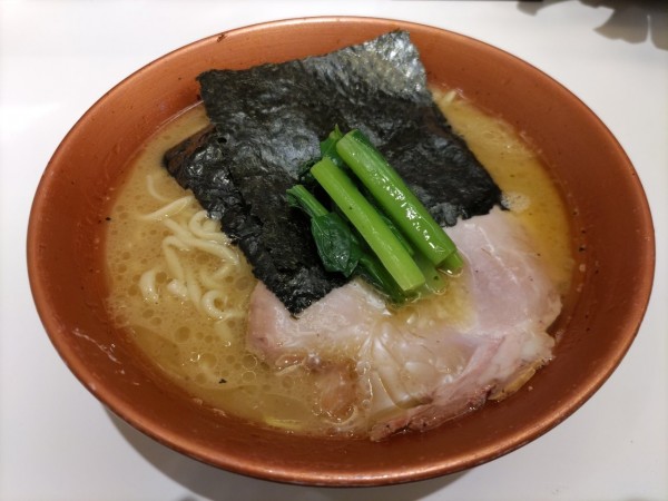 「ラーメン」@家系ラーメン 革新家 TOKYOの写真
