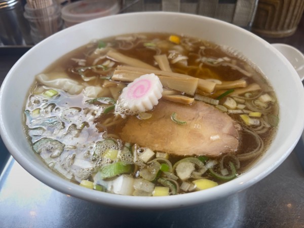 「ワンタン麺」@東京らぁめんちよだの写真