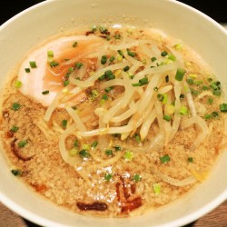 らーめん（850円）