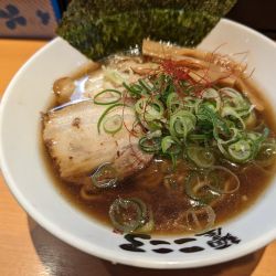 醤油ラーメン850円