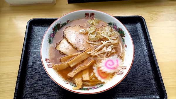 「牛骨醤油ラーメン」@牛骨ラーメン だいざんの写真
