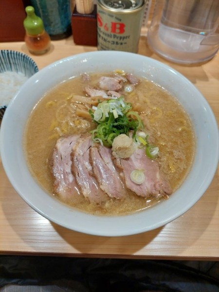 「味噌ちゃーしゅーメン大＋ちょこっとご飯」@三ん寅の写真