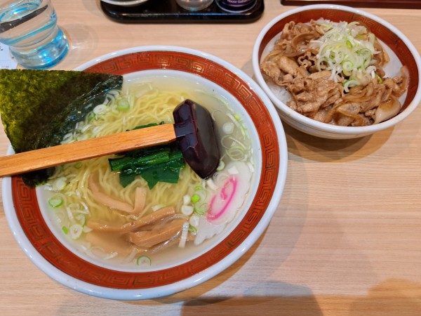 「中華そば塩+焼肉丼セット」@中華そば 浜田屋 見川店の写真