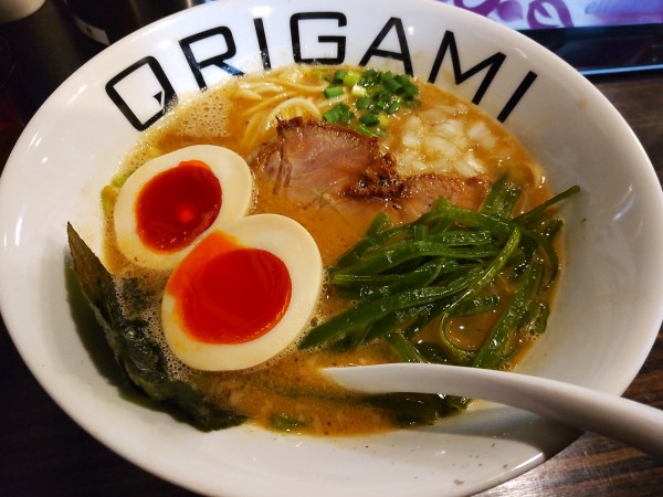 「濃厚煮干しそば（コッテリ）中盛無料＋味玉」@麺屋 ORIGAMIの写真