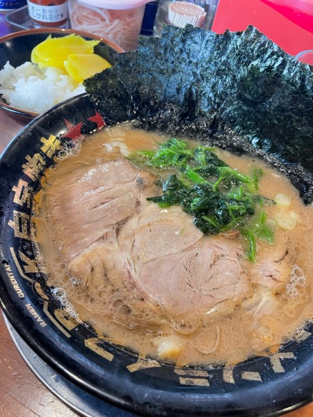 「豚骨醤油ラーメン」@馬力屋 菊陽店の写真