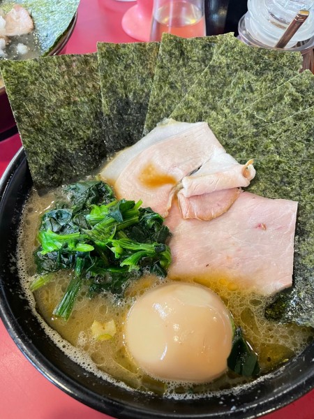 「ラーメン海苔増し」@横浜家系ラーメン 高松家の写真