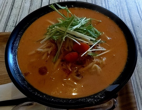 「トマト味噌」@ラーメン らラ拉の写真