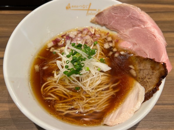 「ええとこ鶏の醤油らーめん」@ROPPONGI つなぐの写真