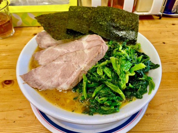 「アサヒスーパードライ → チャーシューメン  ほうれん草増し」@横浜家系ラーメン 武蔵境つばさ家の写真