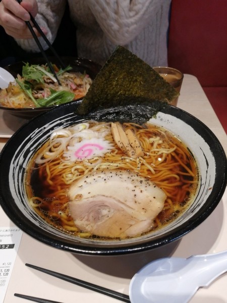 「醤油ラーメン(大盛)」@らーめん 波市の写真
