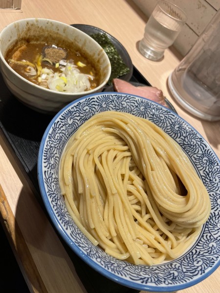 「豚骨魚介つけ麺+海苔+豚チャー5枚」@麺屋 一燈の写真
