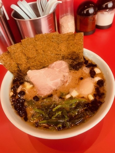 「上ラーメン（並）850円　こがしネギ100円」@横浜ラーメン 武蔵家 三鷹店の写真