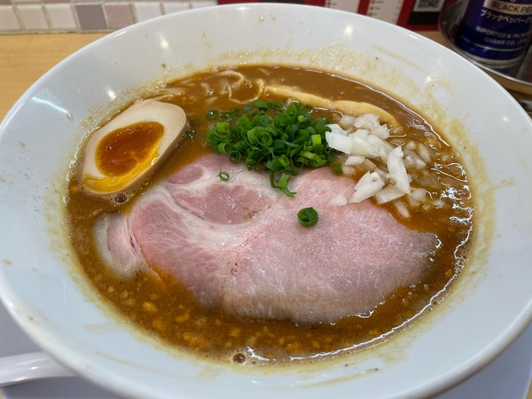 「スパイシーカレーらーめん（太麺）」@麺屋 さ近の写真