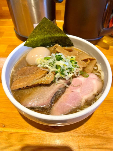 「特製らーめん【TP】チャーシュー丼」@つけ麺 燕武の写真