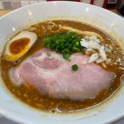 スパイシーカレーらーめん（太麺）