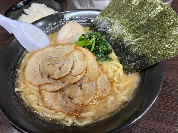 「315ラーメン1000円＋大盛100円」@横浜家系ラーメン 上昇気流の写真