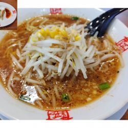 しょうゆ　＋焼きギョーザ（４ケ）：サービス