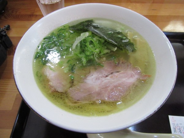 「親鶏塩らー麺（７５０円）＋唐揚げ４３０円」@麺匠 昴の写真