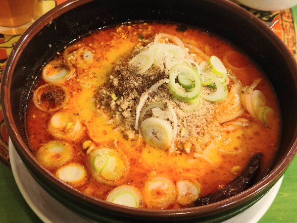 「白ごま担々麺」@紅虎餃子房 丸の内センタービル店の写真