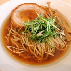 醤油拉麺（1,000円）