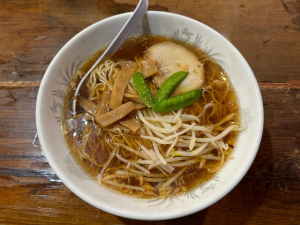 「ラーメン　880円」@かおたんラーメンえんとつ屋 南青山店の写真