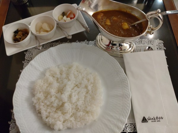 「小海老のカレー　２６００円」@コーヒーパーラー ヒルトップの写真