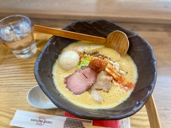 「辛味噌濃厚えびそば+味玉」@えびそば 緋彩の写真