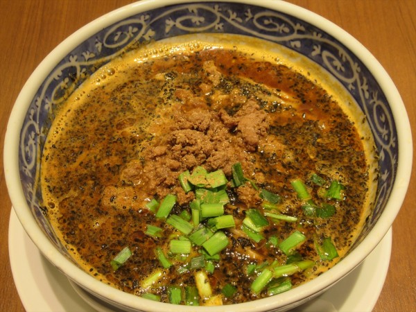 「黒ごま担々麺（1,078円）」@雲龍一包軒 トリエ京王調布の写真