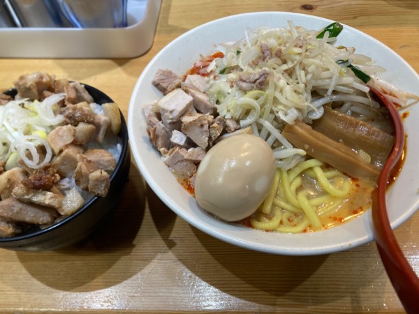 「味玉和え麺+豚ごはん」@味噌麺処 花道庵 北参道店の写真
