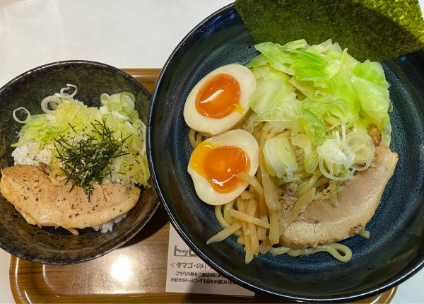 「油そば 800円+ネギ丼 200円」@麺や 越の写真