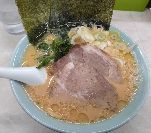 「ラーメン並750円」@ラーメン寺田家 戸塚店の写真