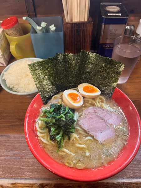 「ラーメン(¥830)+味付玉子(¥120)」@吉祥寺 武蔵家の写真