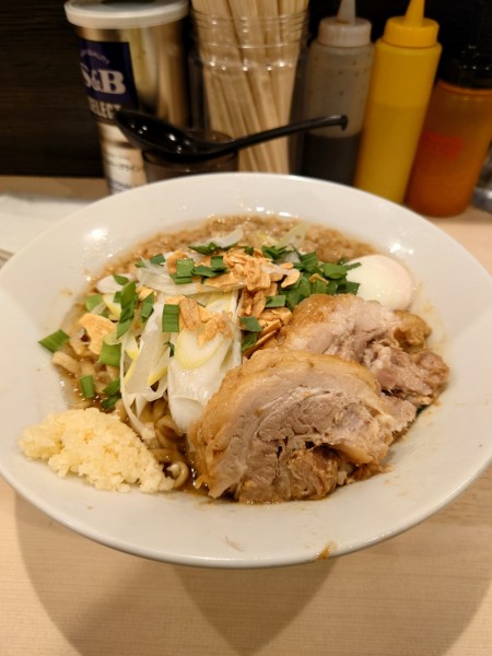 「スーパーガーリック大盛り  アブラマシ  ニンニク」@鷹の目 蒲田店の写真