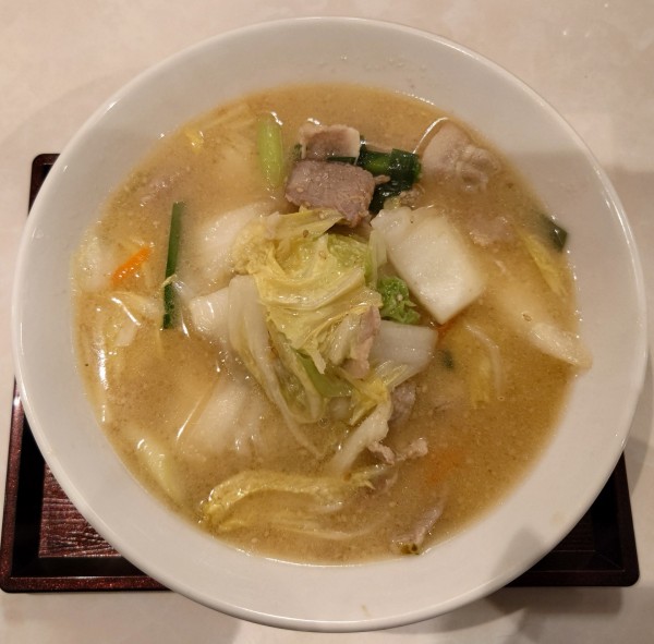 「とん汁らーめん(950円)」@やまむろラーメンの写真